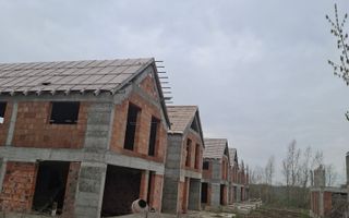 Spre Vanzare- Vila-1 Decembrie, Ilfov, cartier rezidential. - Poză 2