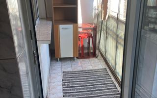 Închiriere apartament 3 camere, decomandat, zona Traian-Unirii - Poză 10