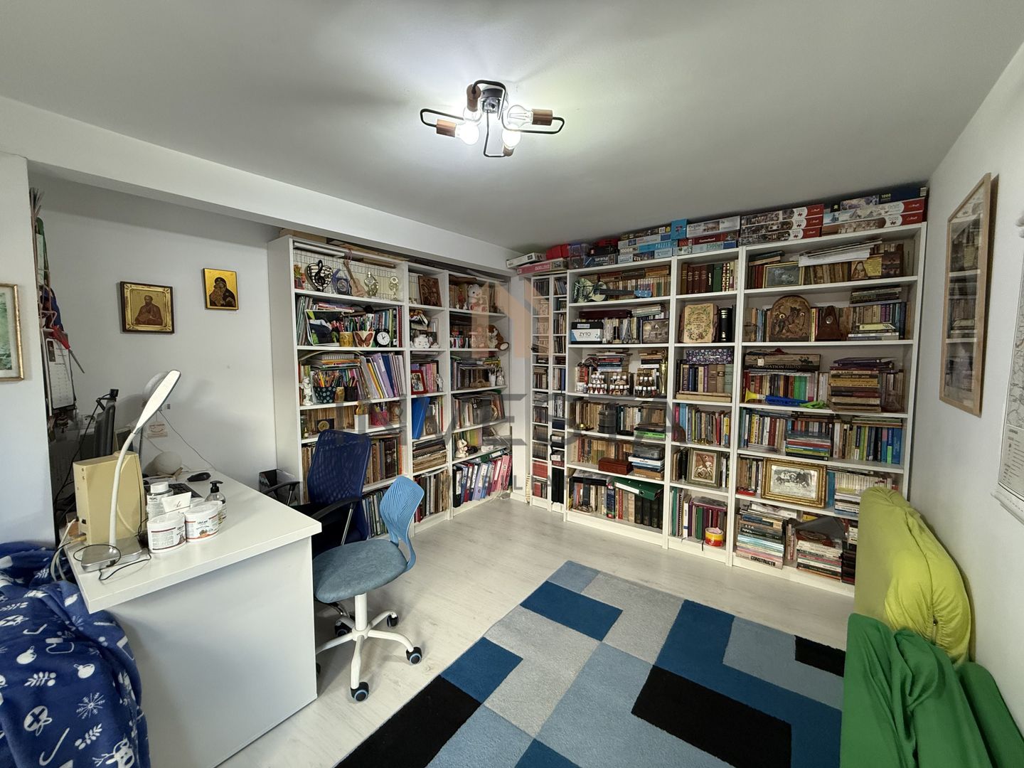 Casă complet mobilată, cu garaj și curte comună – strada Moților, Cluj - Poză 1