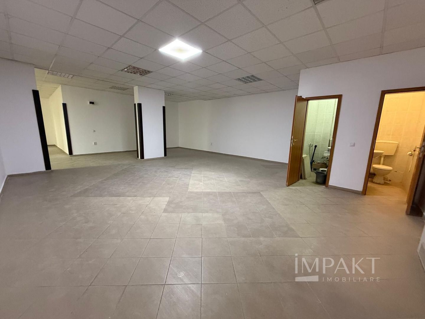 Oportunitate unică ,spațiu Comercial cu potențial maxim, zona FSEGA! - Poză 8