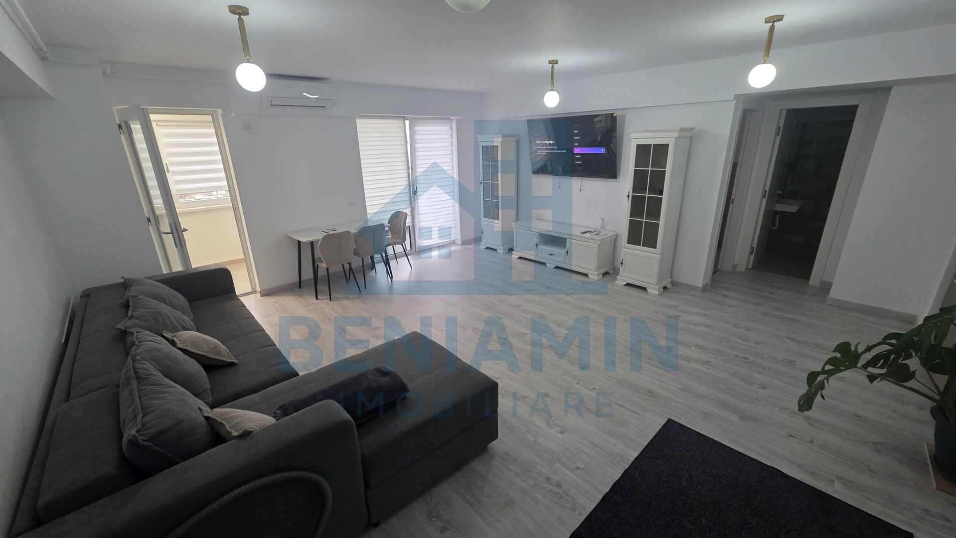 Apartament 3 camere 2 bai Decebal Residence Lapus - Poză 1