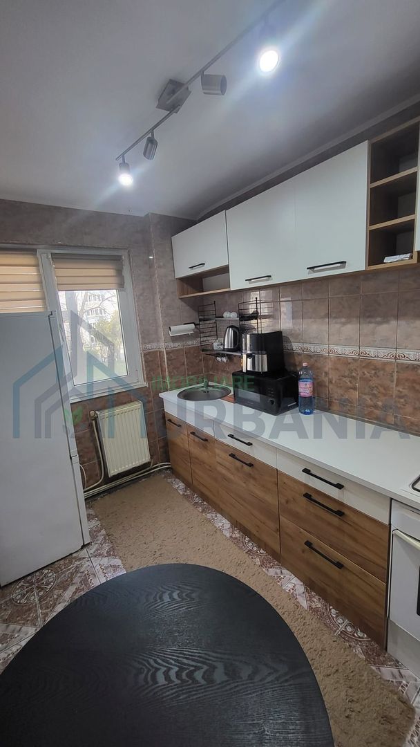 Apartament 4 camere decomandat, Podu Roș, la 14 minute de Palas - Poză 5