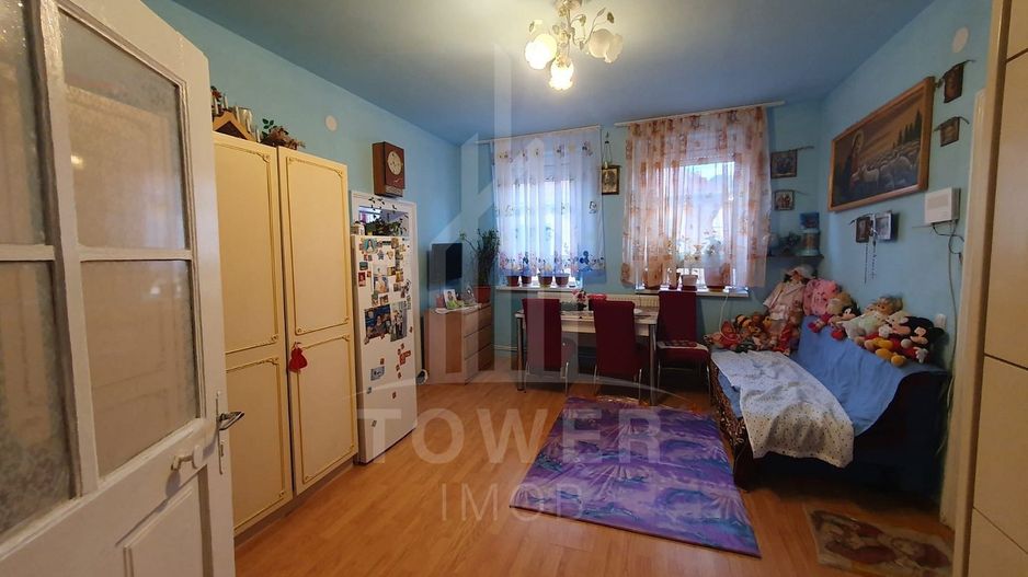 Casă de vânzare în Sibiu -individuală-curte comună- teren de 239 mp - Poză 5