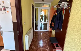 Vila construită in 2010 - P+1+pod - S=236 mp și curte 238 mp Campina! - Poză 35