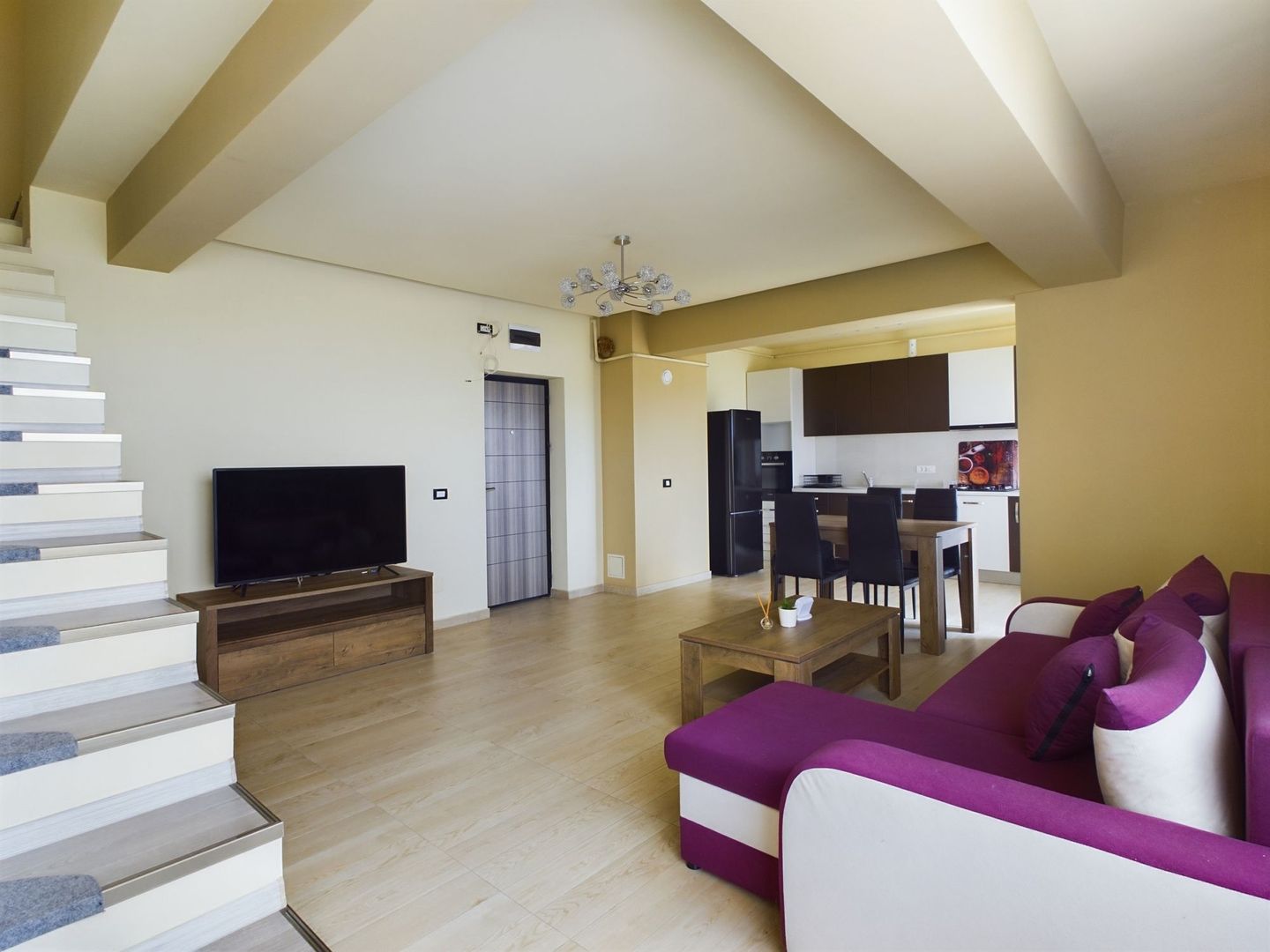 APARTAMENT CU 2 CAMERE ZONA LIDL  ARADUL NOU - Poză 1