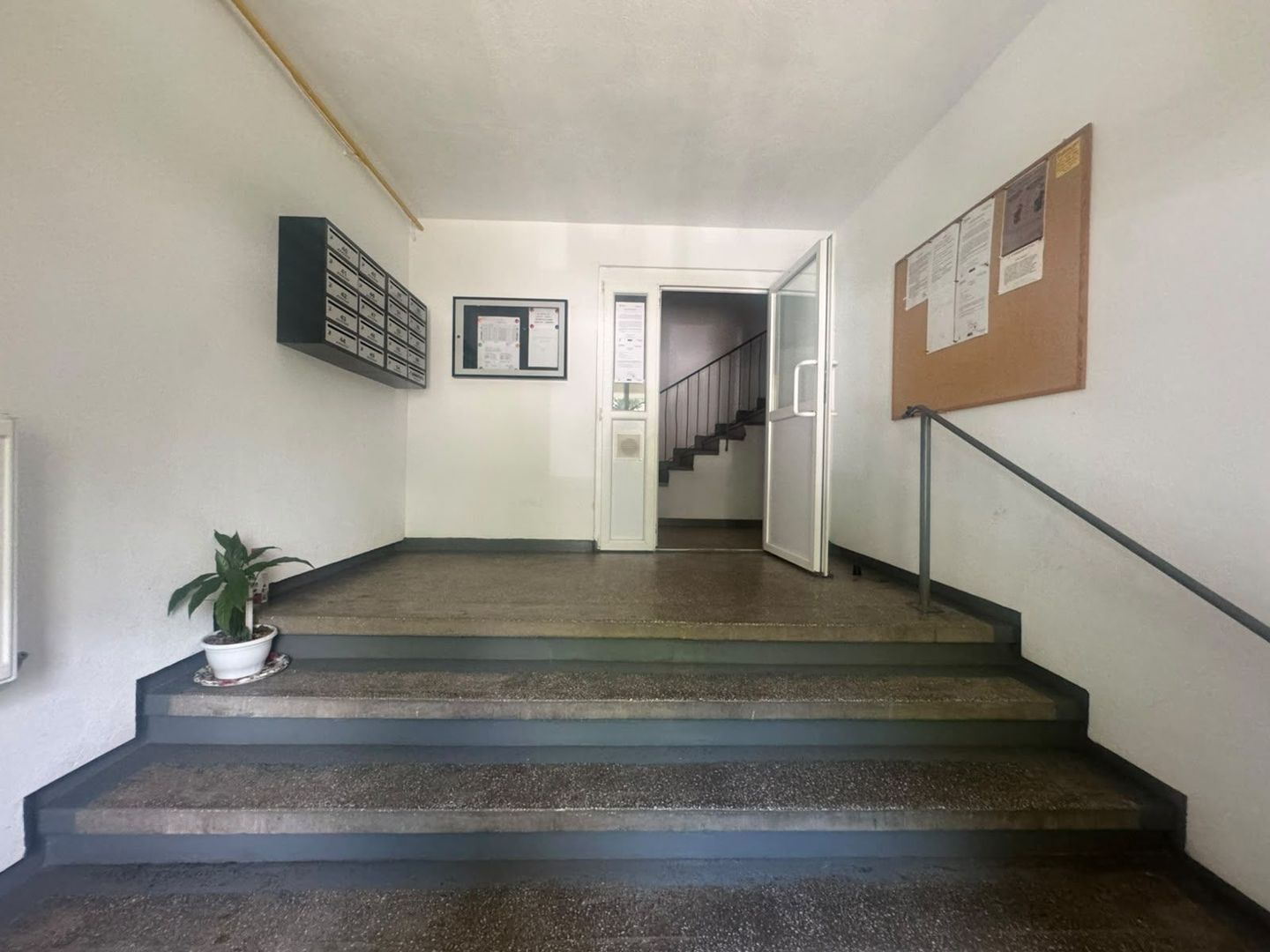 2 CAMERE - ETAJUL 1 || DECOMANDAT || AVIATIEI - Poză 13