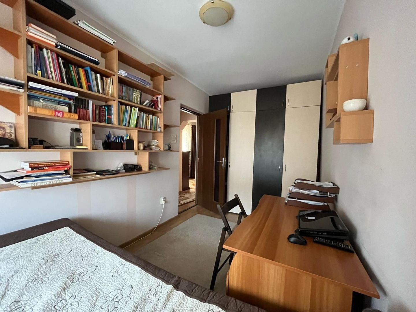 Apartament cu 3 camere, etaj 4, VASLUI zona CENTRU; - Poză 5