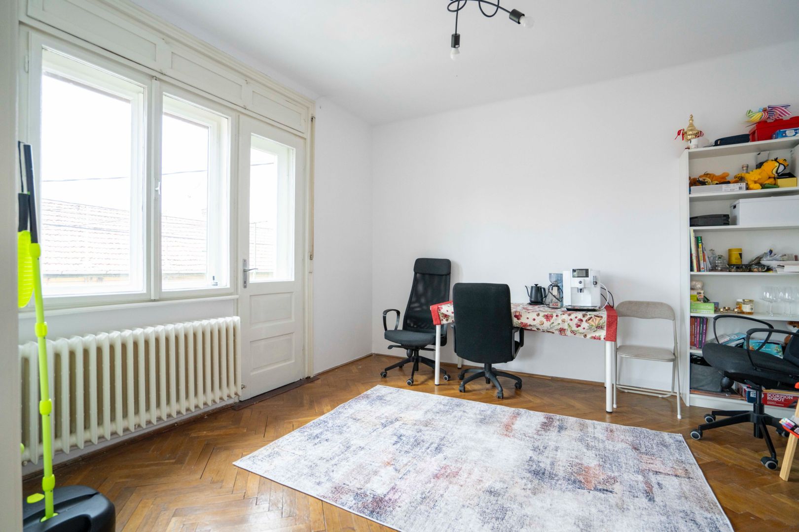 Apartament 3 camere ultracentral cu garaj si beci - Poză 3