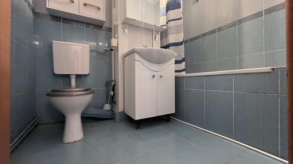 Zonă bună! Vânzare apartament cu 3 camere, micro 6- Târgoviște! - Poză 11