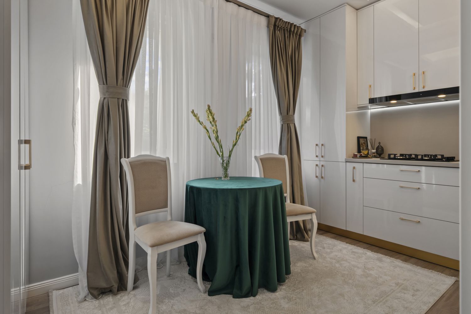CASA COMPLET RENOVATA || 2 CAMERE|| 2 BAI || CENTRALA PROPRIE - Poză 7