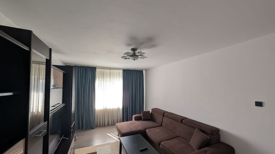 Apartament 2 camere decomandat, zona Kaufland Craiovita noua - Poză 4
