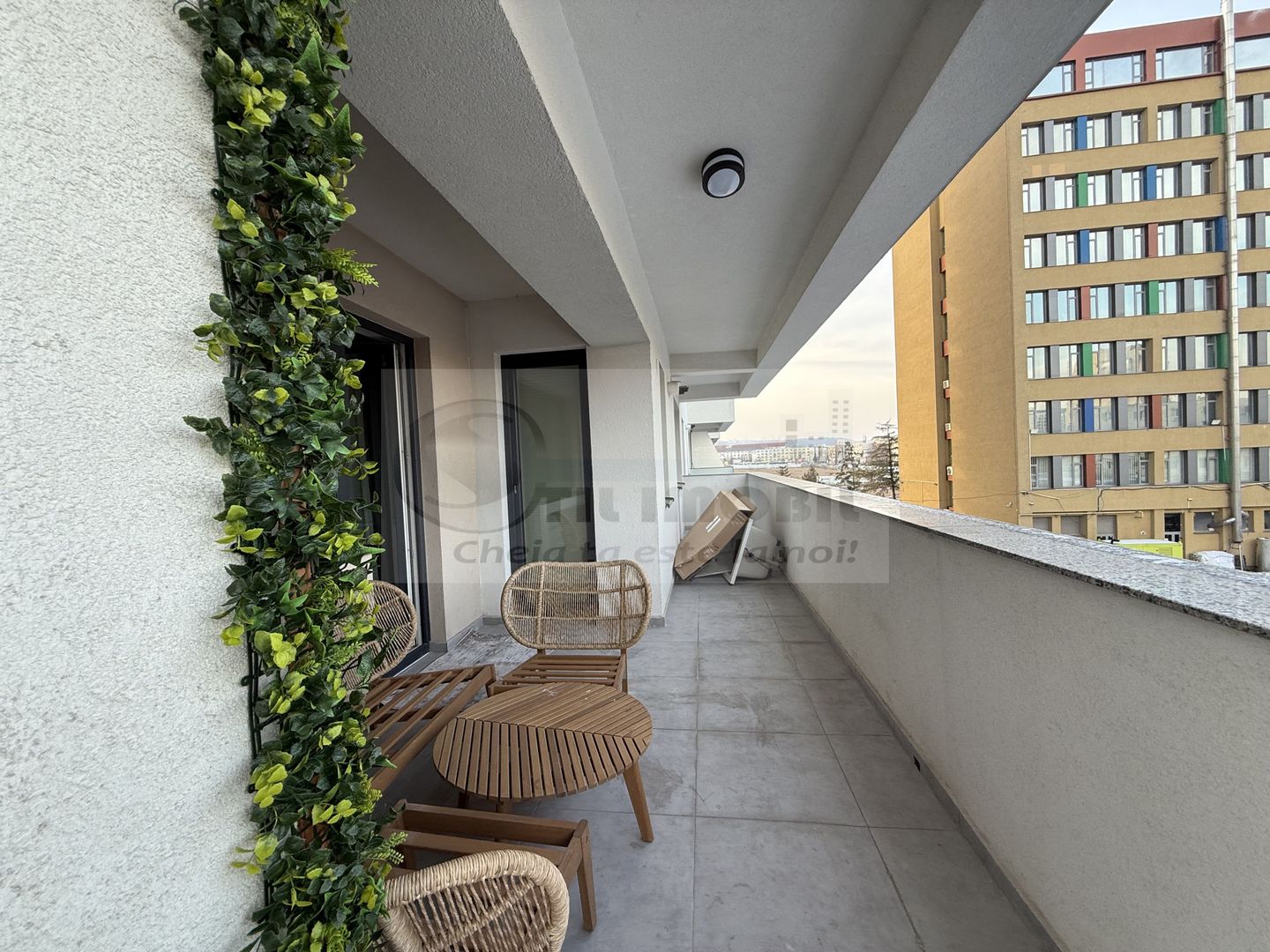 2 CAM , CENTRU PODU ROS PALAS , UNIREA TOWERS, LUX, PRIMA INCHIRIERE - Poză 11