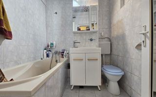 Apartament de 2 camere de vanzare ICIL - Poză 3