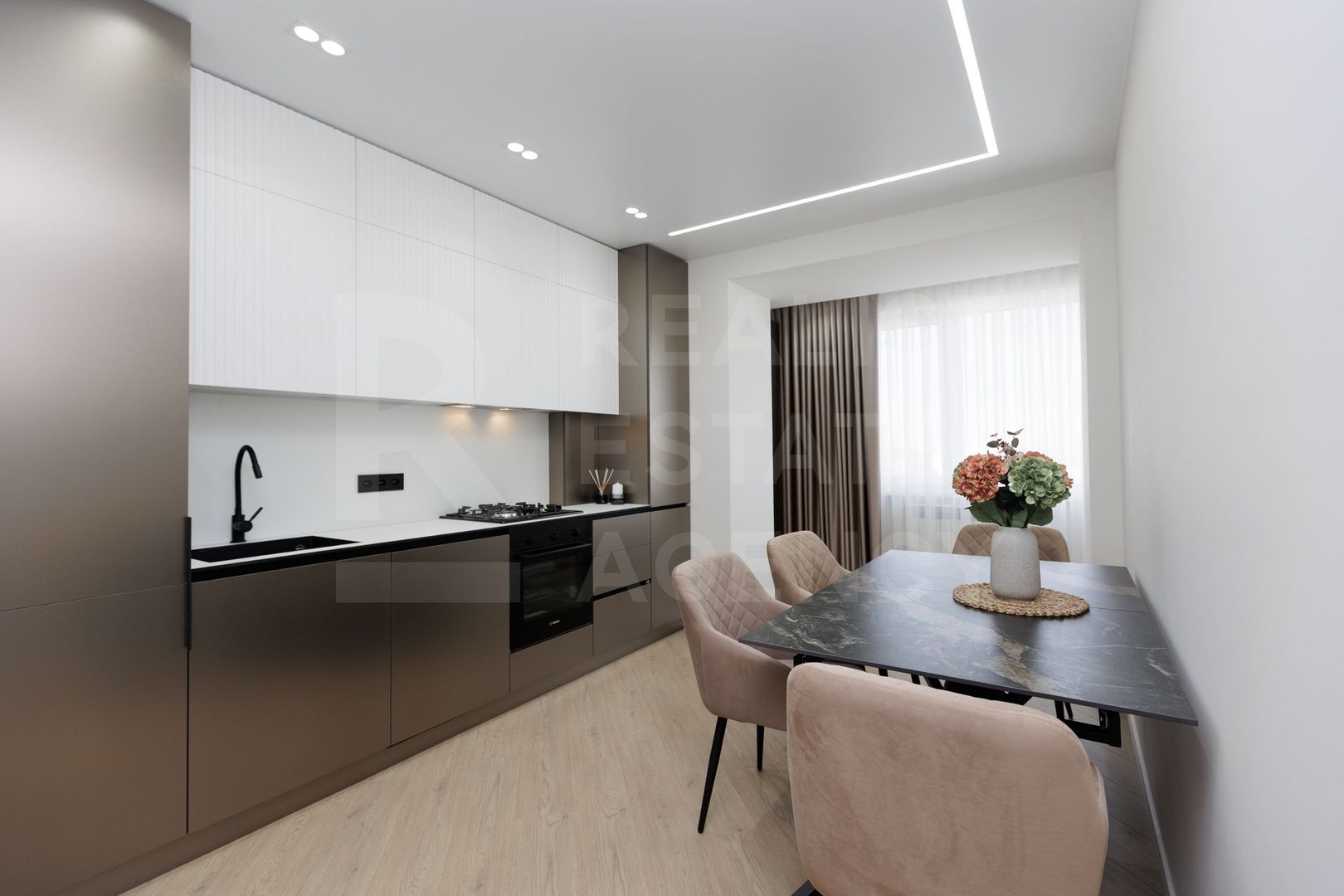 Vânzare, apartament, 2 camere, str. Vasile Lupu, Buiucani - Poză 3