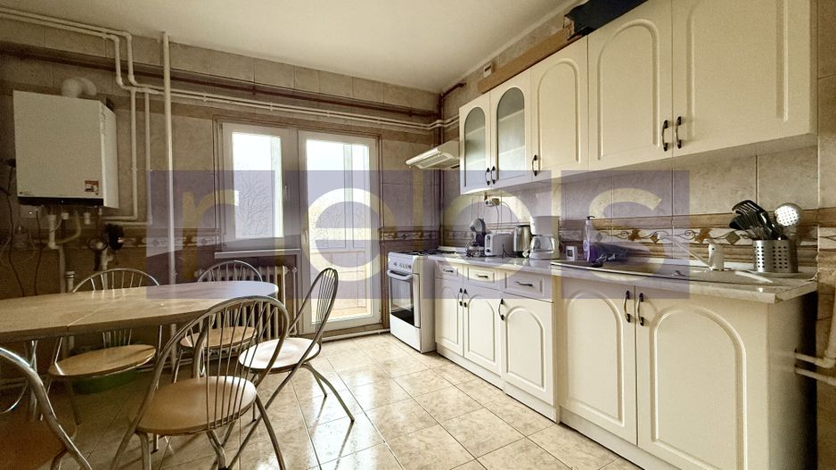 INCHIRIERE 4 CAMERE | PIAȚA UNIRII | MOBILAT SI UTILAT - Poză 9