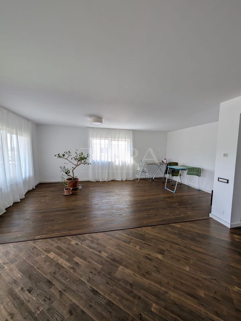 „Penthouse deosebit de vânzare în Florești, zona Panemar. - Poză 17