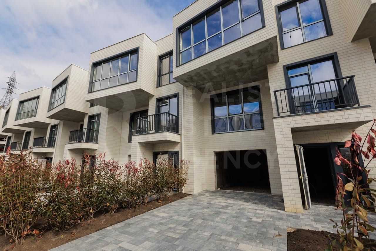 Vânzare, townhouse, 3 nivele, Complexul Rezidențial Hora Village - Poză 27