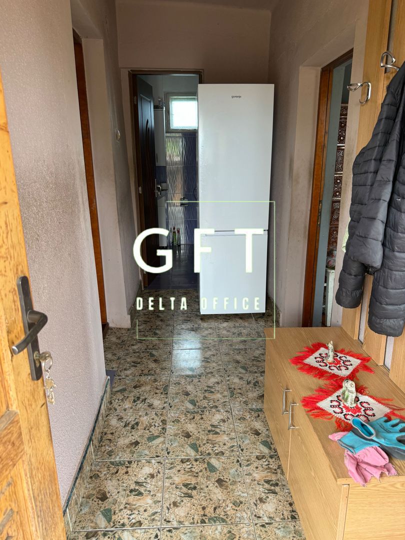 Casă de vânzare în URIU - 1400 mp teren . - Poză 8