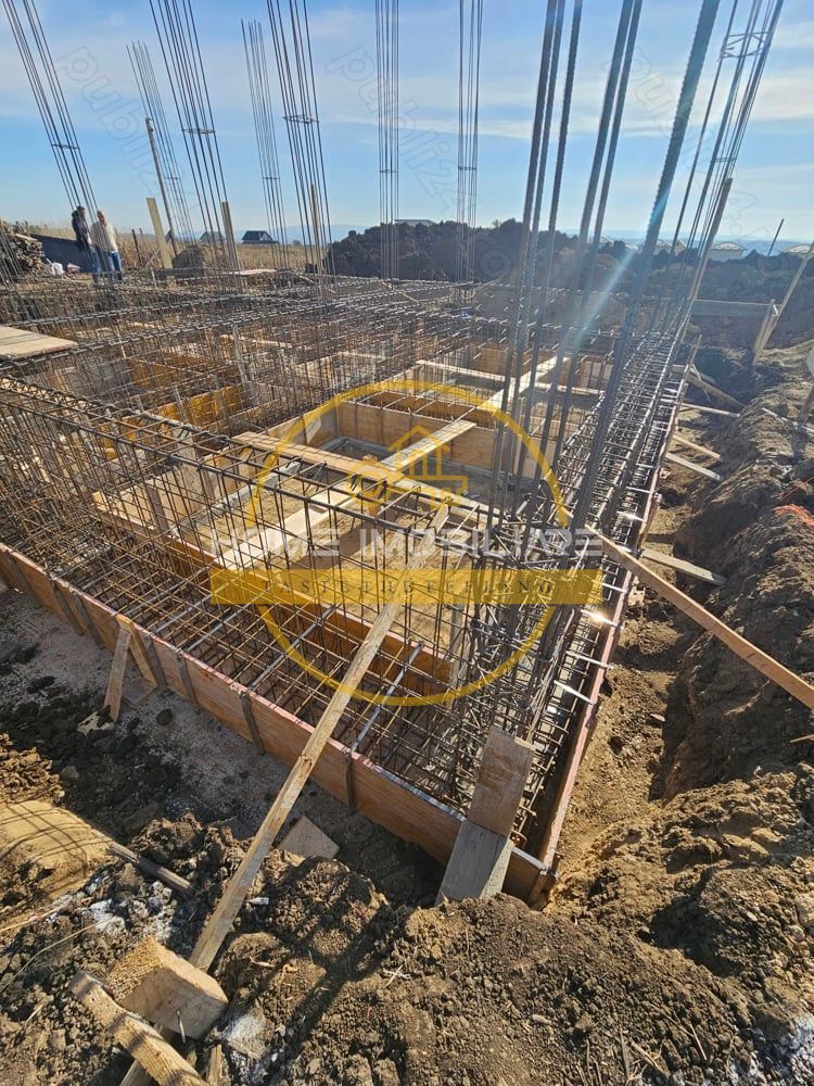 Casa , 4 camere , 2 bai , zona Valea Lupului. - Poză 7