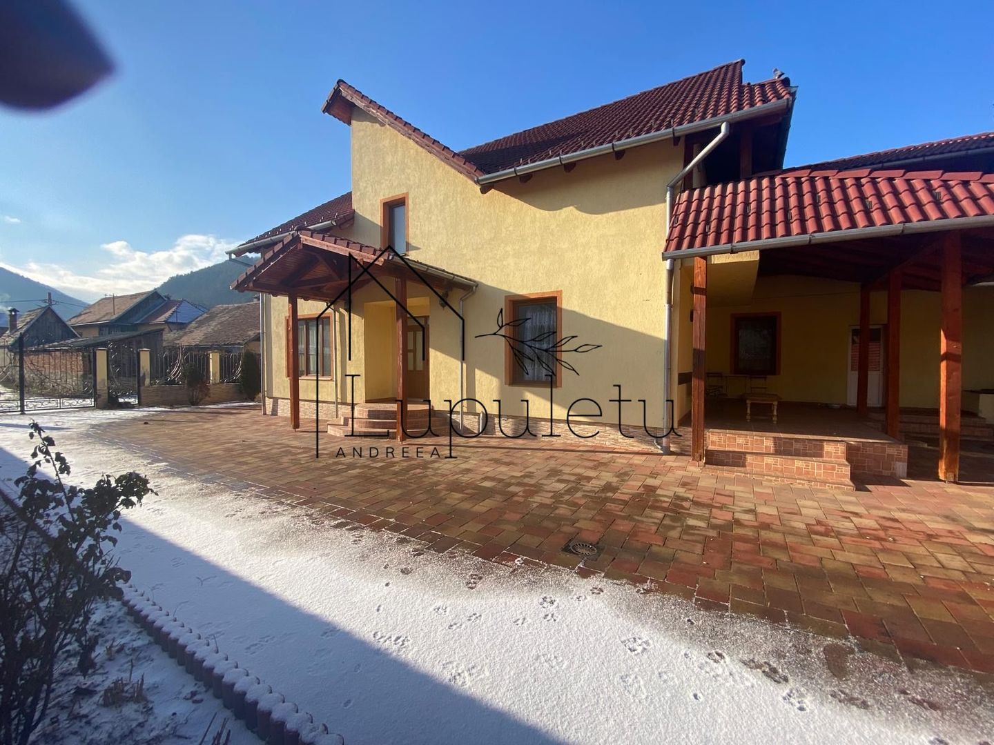 VILĂ PREMIUM DE VÂNZARE | STRADĂ PRIVATĂ | 5 CAMERE | Rasinari - Poză 24