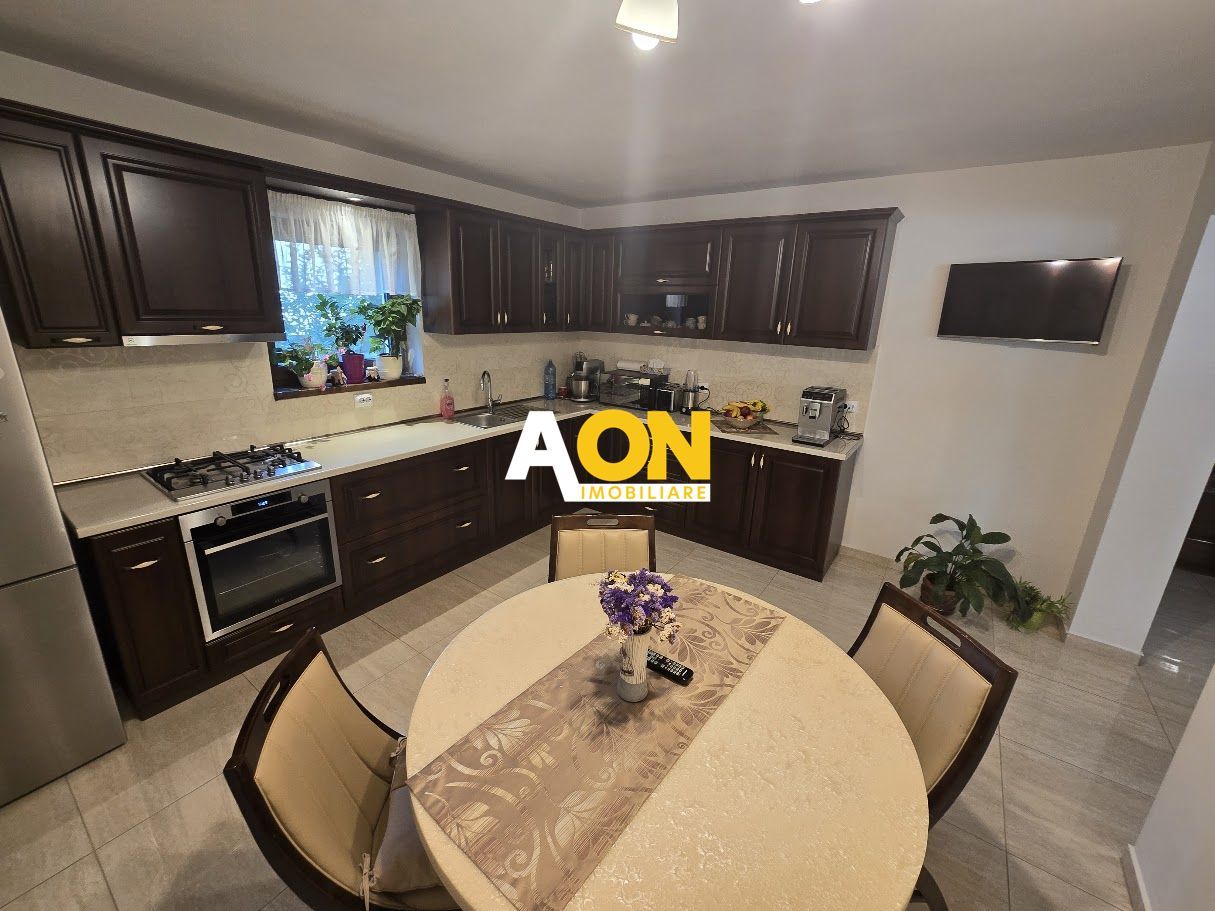 Casa Individuala 4 Camere,3 Bai, Zona Cetate 350mp Teren - Poză 9