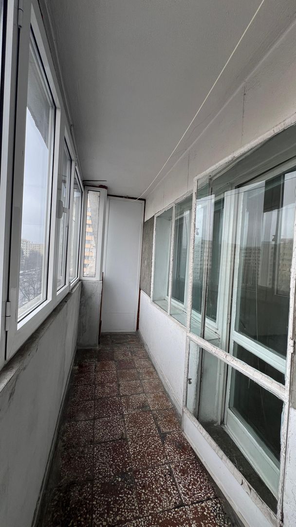 3 camere | metrou Obor in fata scarii - Poză 11