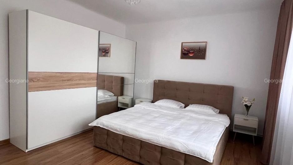 Apartament superb Piata Romana - Poză 2