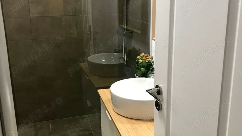 Apartament 2 camere, vedere panoramica spre Bulevardul Unirii - Poză 7