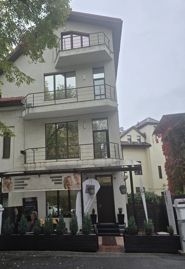 Vila disponibilă pentru închiriere| Cotroceni |P+2E+M - Poză 16