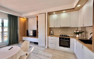 COSMOPOLIS - Apartament cu 2 camere tip studio, mobilat si utilat.