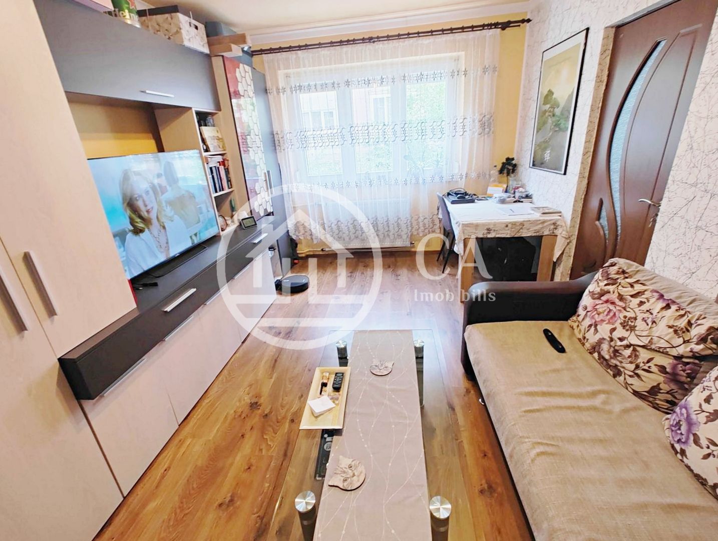 Apartament de vânzare cu 2 camere în zona Rogerius, Oradea - Poză 3