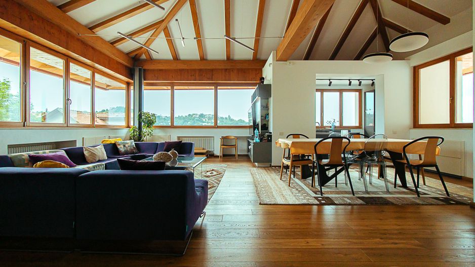 Imobil deosebit, cu priveliste 360 de grade - Poză 3