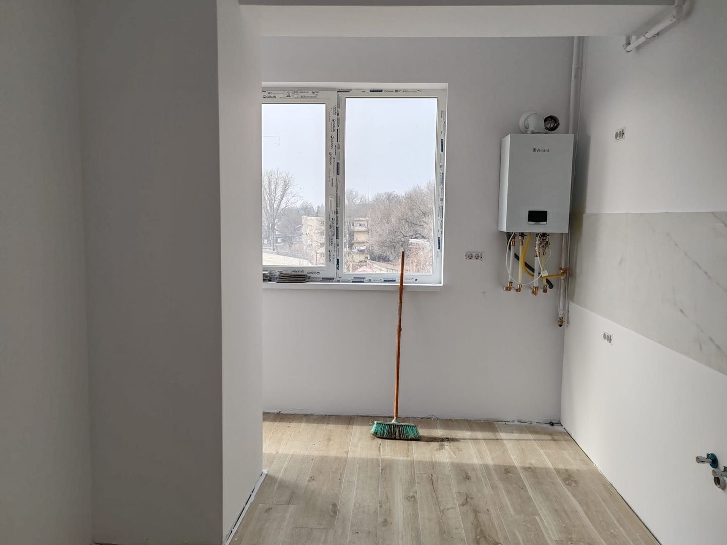 Apartament NOU 2 camere Dec 61 mp. Tatarasi 127660  euro - Poză 5