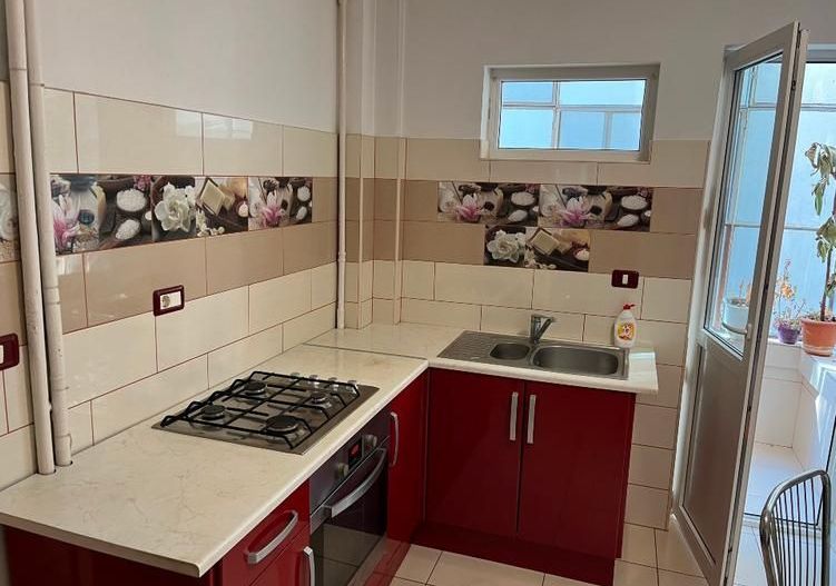 De Inchiriat Apartament 4 camere Universitate - Rosetti sector 2 - Poză 10