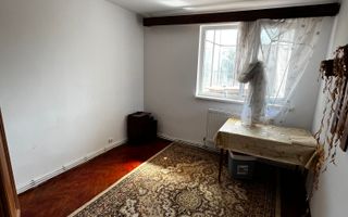 Apartament 2 camere de vanzare – Micro 6 / limita cu OM zona linistita - Poză 3