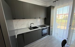 Apartament de închiriat , 2 camere decomandate, cu balcon si parcare - Poză 6