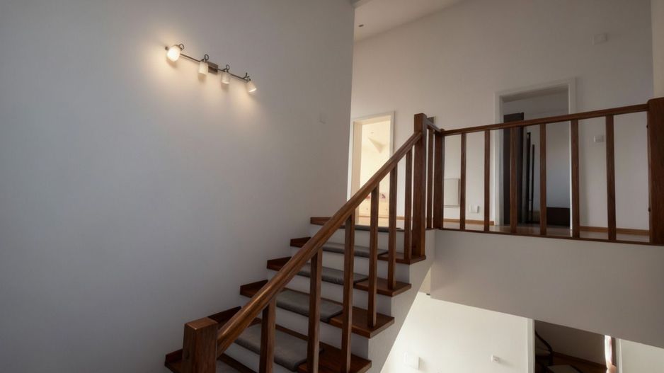 VILA SPATIOASA | 5 CAMERE | CURTE GENEROASA | OTOPENI - Poză 6