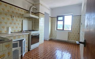 Apartament 3 camere | Centrala proprie | Proiect lift aprobat - Poză 4