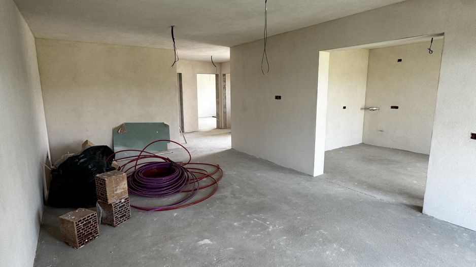 Casa in proces de finisaj de vânzare in Sebeș - Poză 4