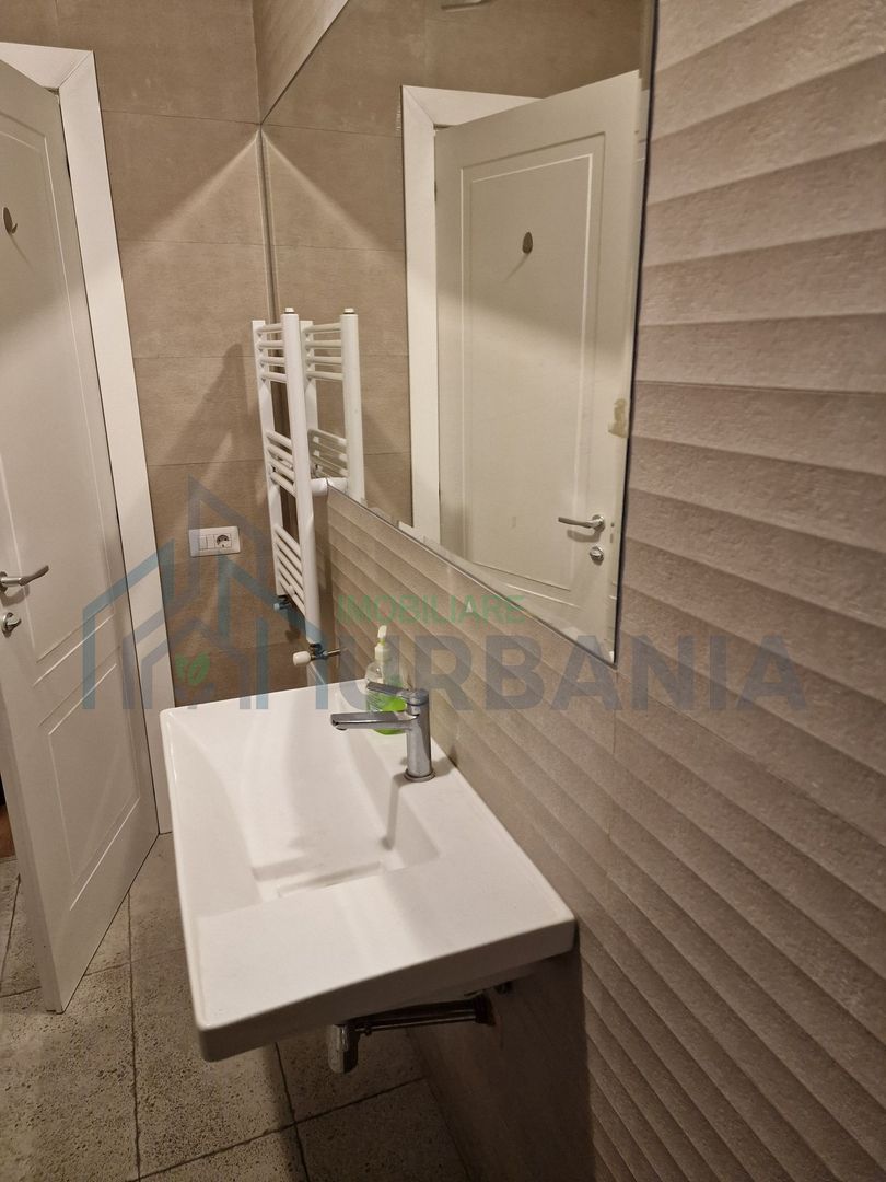 Închiriez apartament cu 2 camere in Pacurari - Poză 4
