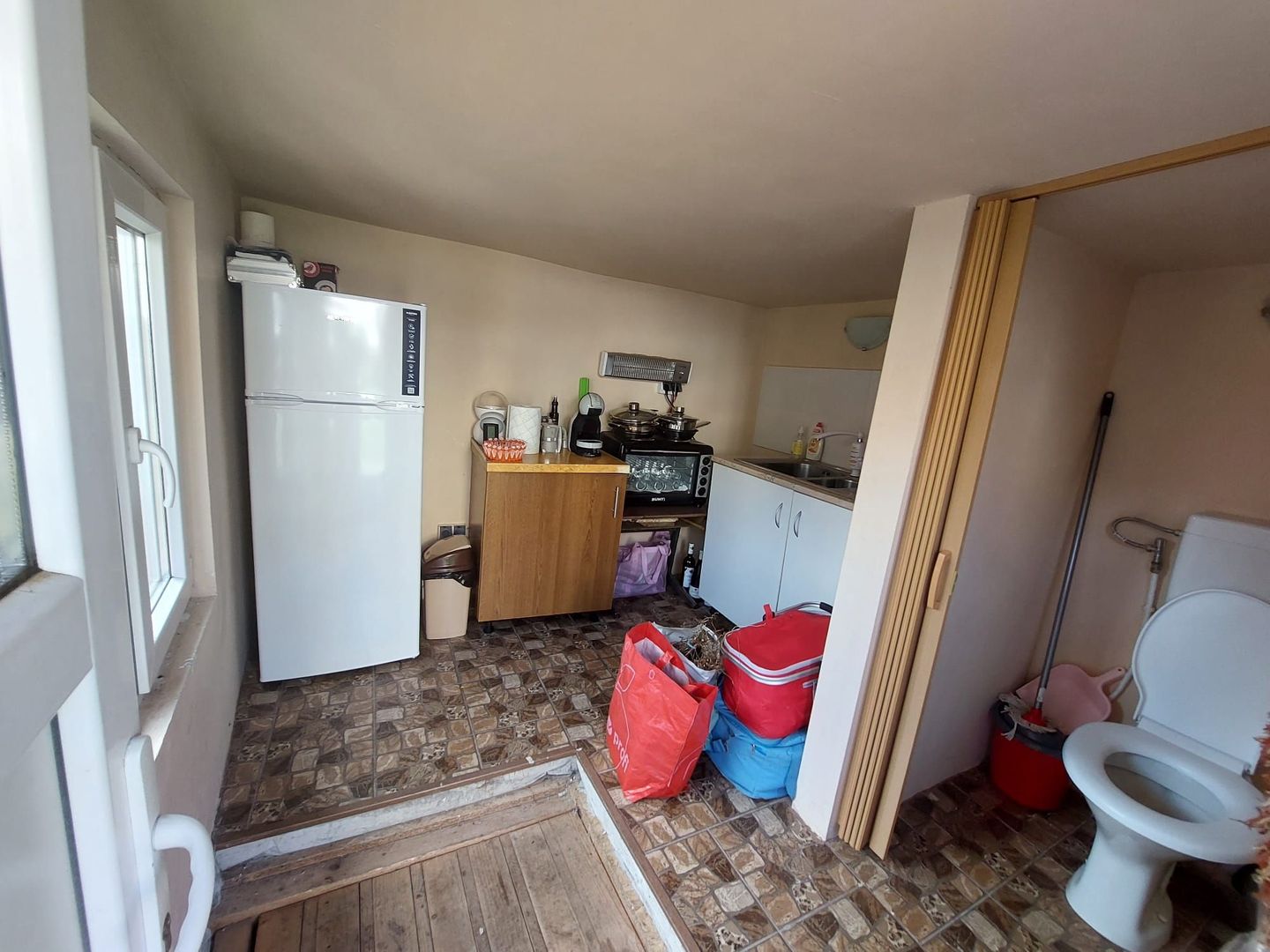 Casa 2 camere, 50mp,483 mp teren,0% comision - Poză 7