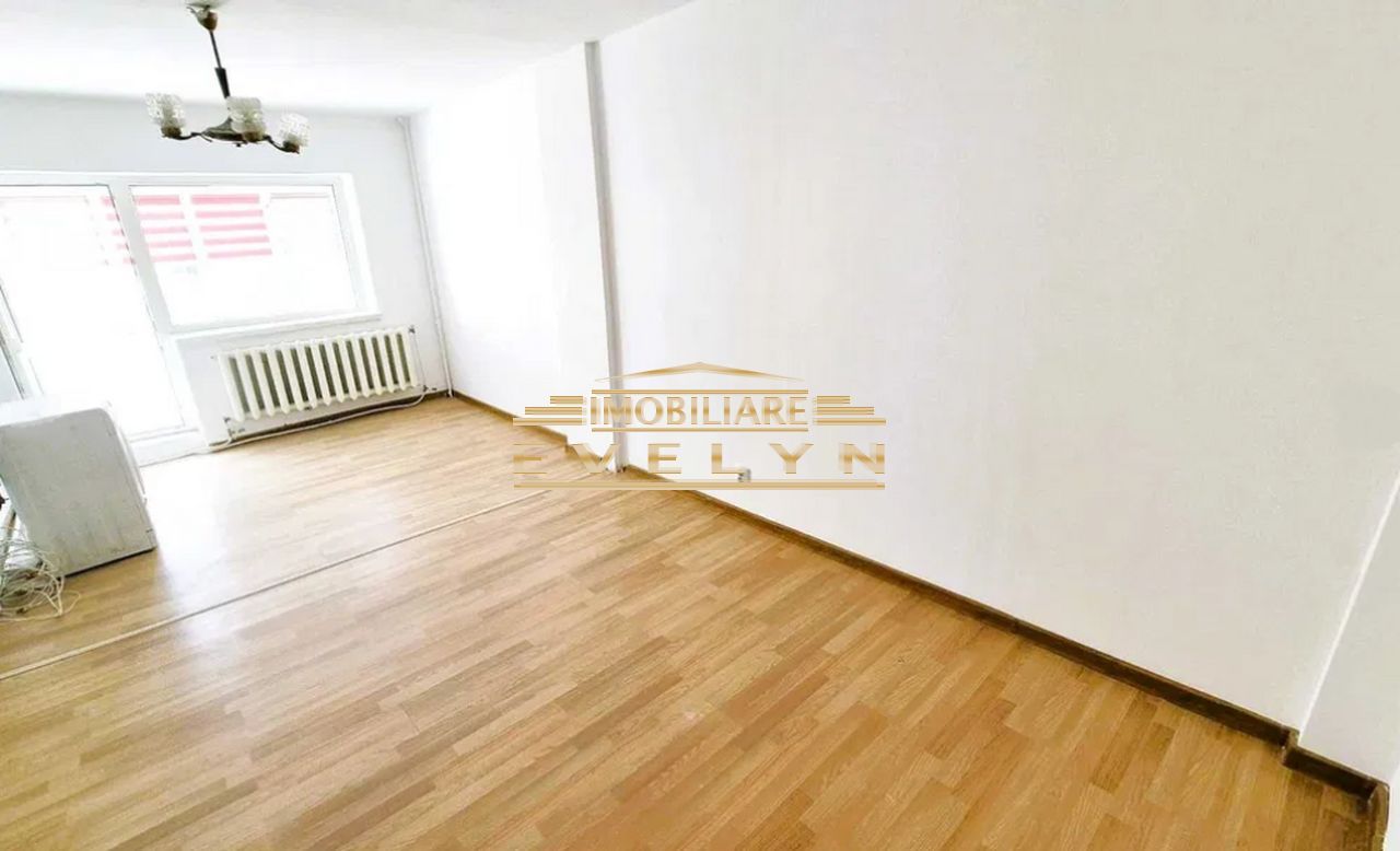 Apartament 3 camere, Strada Savenilor, pret 70.000 euro negociabil - Poză 3