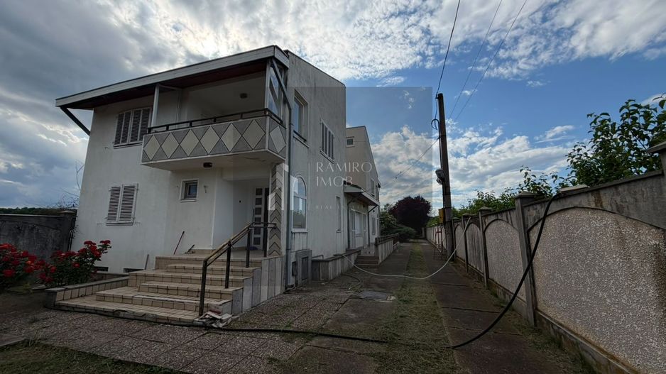 Casa indivuala Punchenii Mari / DN1 / Pietrosani / Ploiesti - Poză 2