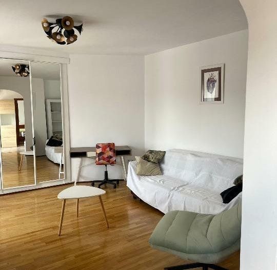 Apartament in Vila Cotroceni - Poză 1