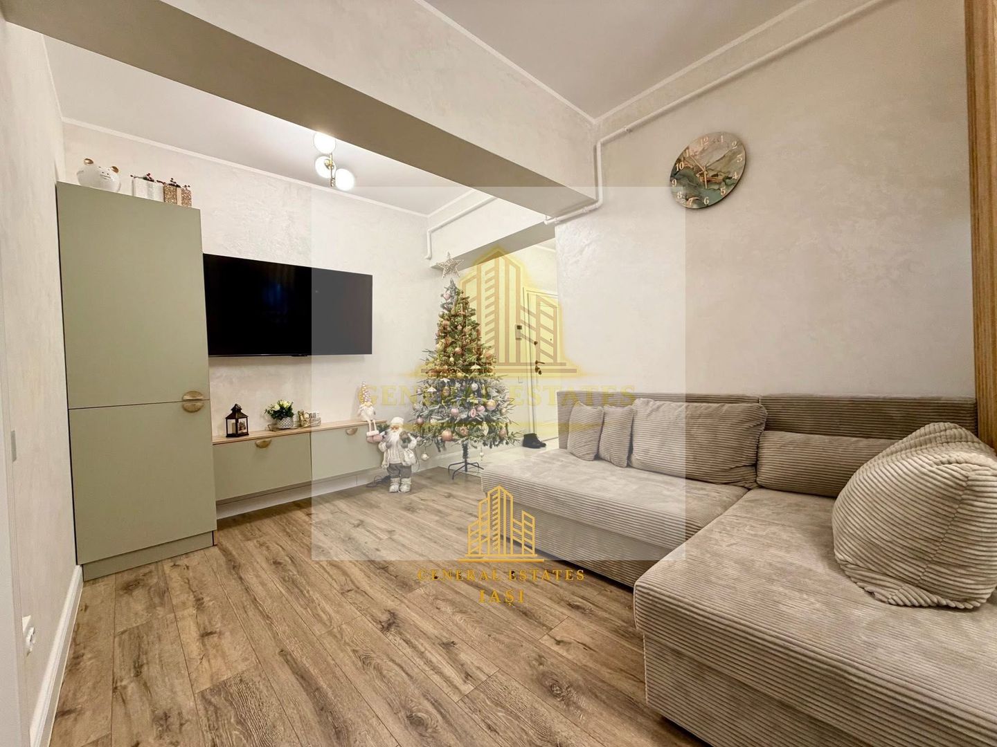 Vânzare apartament cu 2 camere | Royal Town – Copou - Poză 1