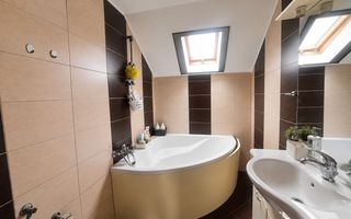 Duplex de Vanzare I Zona Piscina Titanic  /Suceava I 115.000 Euro - Poză 8