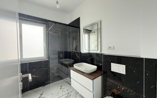 Etaj 1. Drum asfaltat. Loc de parcare. - Poză 4