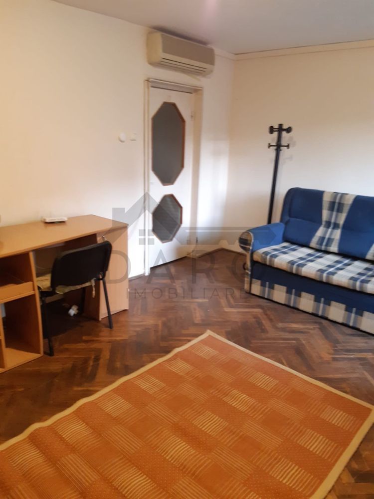 Inchiriez apartament doua camere - Poză 3