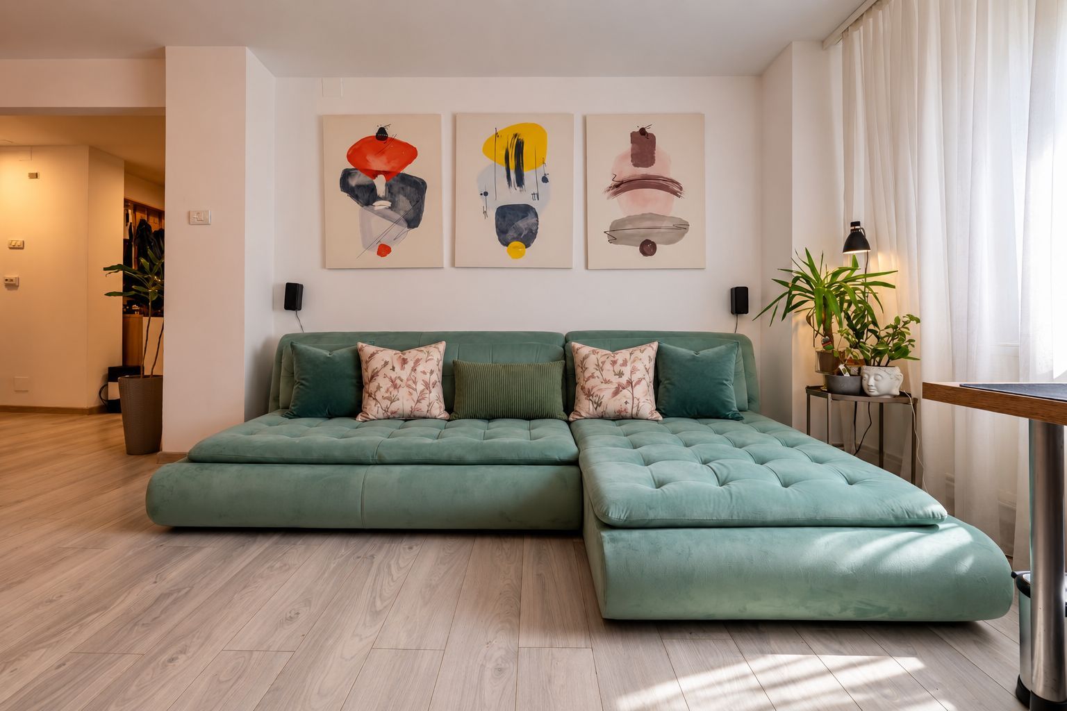3 camere | Faleză Nord | 160 m de plajă | 75 mp utili - Poză 3