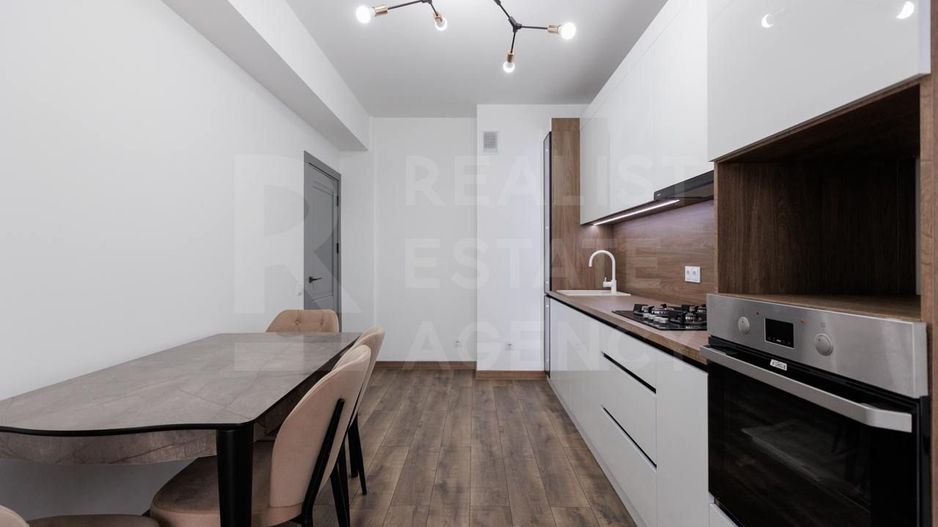 Vânzare, apartament, 2 camere, str. Calea Iesilor, sectorul Buiucani - Poză 3